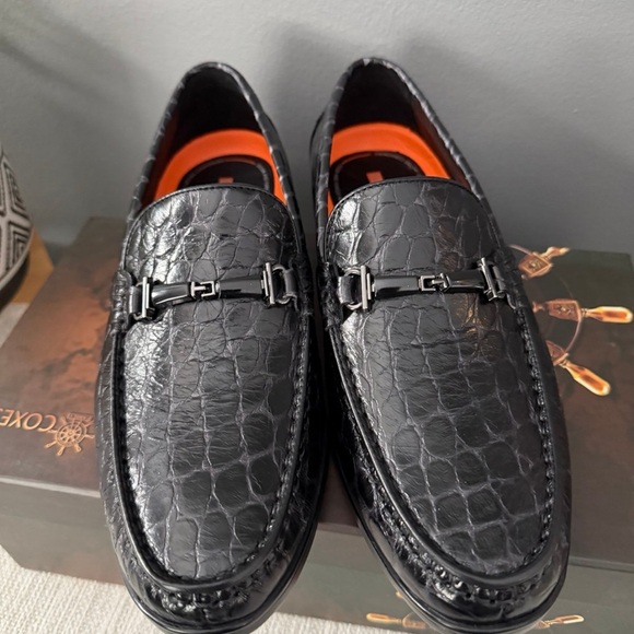 Golden Coxes Alligator print leather loafers with metal horsebit buckle size 7